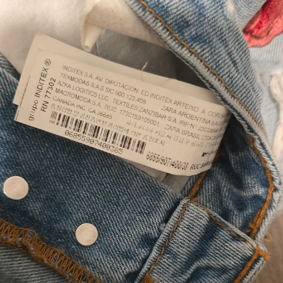 Zara Trafaluc Denimwear Rose Embroidered High Rise Shorts - Picture 14 of 16